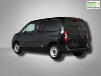 Gebraucht Opel Combo 102 PS (75 kW) 2025 Karbon schwarz metallic Van / Kleinbus