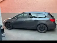 Gebraucht Opel Astra 140 PS (102 kW) 2012 Grau Kombi