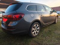 Gebraucht Opel Astra Edition 165 PS (121 kW) 2012 Grau Kombi
