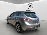 Usata Mazda 3 Active Plus 105 CV (77 kW) 2011 Grigio Berlina