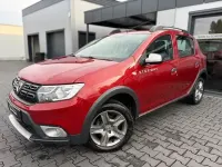 Gebraucht Dacia Sandero Prestige 90 PS (66 kW) 2020 Rot Limousine