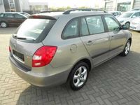 Gebraucht Skoda Fabia Ambiente 105 PS (77 kW) 2011 Beige metallic Kleinwagen