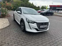 Gebraucht Peugeot e-208 Active 100 kW (136 PS) 2021 Schneeweiss Kleinwagen