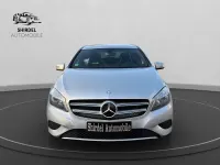 Gebraucht Mercedes A180 122 PS (89 kW) 2013 Silber Kleinwagen
