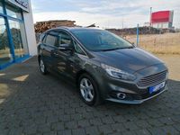 Gebraucht Ford S-MAX Titanium 160 PS (117 kW) 2015 Grau Van / Kleinbus