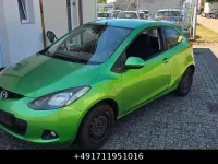 Gebraucht Mazda 2 Inclusive 86 PS (63 kW) 2008 Grün Kleinwagen
