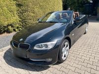 Gebraucht BMW 320 Cabriolet 184 PS (135 kW) 2011 Schwarz Cabrio