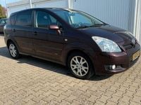 Gebraucht Toyota Corolla Verso Team 129 PS (94 kW) 2008 Rot Van / Kleinbus