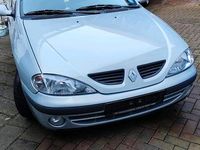 Gebraucht Renault Mégane 95 PS (69 kW) 2001 Grau Kleinwagen
