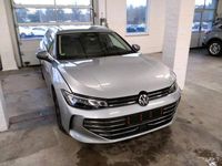 Gebraucht VW Passat Business 150 PS (110 kW) 2024 Oyster silver Kombi