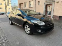 Gebraucht Renault Mégane GrandTour 110 PS (80 kW) 2012 Schwarz Kombi