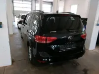 Gebraucht VW Touran Comfortline 150 PS (110 kW) 2024 Schwarz Van / Kleinbus