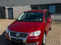 Gebraucht VW Touran 140 PS (102 kW) 2007 Rot Van / Kleinbus