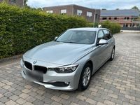 Gebraucht BMW 320 184 PS (135 kW) 2015 Silber Kombi
