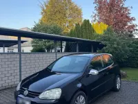 Gebraucht VW Golf V 102 PS (75 kW) 2005 Schwarz Kleinwagen