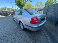 Gebraucht Skoda Octavia Elegance 116 PS (85 kW) 2005 Silber Limousine