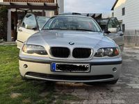 Gebraucht BMW 318 143 PS (105 kW) 2002 Silber Kombi