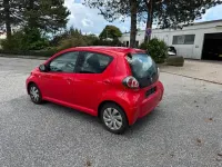 Gebraucht Toyota Aygo Cool 68 PS (50 kW) 2012 Rot Kleinwagen