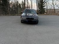 Używany BMW 523 170 KM (125 kW) 1999 Czarny Sedan/Limuzyna
