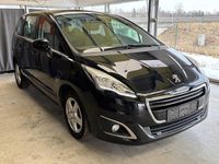 Gebraucht Peugeot 5008 Active 150 PS (110 kW) 2015 Schwarz Van / Kleinbus
