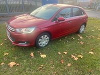 Gebraucht Citroën C4 Shine 131 PS (96 kW) 2016 Rot Limousine