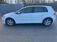 Gebraucht VW Golf VII Trendline 105 PS (77 kW) 2013 Weiß Limousine