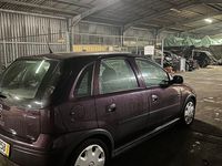 Gebraucht Opel Corsa Edition 80 PS (58 kW) 2006 Violet Kleinwagen