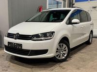 Gebraucht VW Sharan Comfortline 150 PS (110 kW) 2015 Weiß Van / Kleinbus