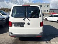 Gebraucht VW Caravelle 110 PS (80 kW) 2021 Weiß Van / Kleinbus