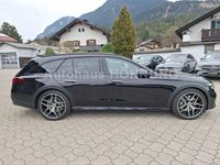 Gebraucht Mercedes E300 197 PS (144 kW) 2026 Schwarz Limousine