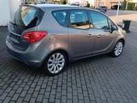 Gebraucht Opel Meriva Innovation 140 PS (102 kW) 2012 Gold Van / Kleinbus