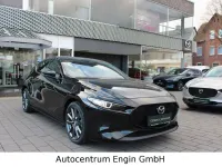 Używany Mazda 3 140 KM (102 kW) 2025 Czarny Sedan/Limuzyna