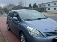Gebraucht Toyota Verso 147 PS (108 kW) 2010 Blau Van / Kleinbus