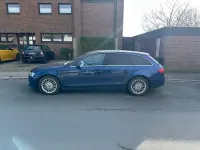 Gebraucht Audi A4 177 PS (130 kW) 2013 Blau Kombi