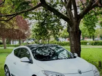 Gebraucht Renault Mégane Coupé 180 PS (132 kW) 2010 Weiß Coupé
