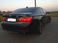 Gebraucht BMW 740 Sport Line 306 PS (225 kW) 2010 Grau Limousine