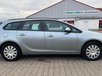 Gebraucht Opel Astra Selection 136 PS (100 kW) 2014 Silber Kombi