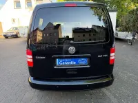 Gebraucht VW Caddy Maxi Life 140 PS (102 kW) 2012 Deep black perleffekt Van / Kleinbus