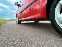 Gebraucht Renault Twingo 76 PS (55 kW) 2009 Rot Kleinwagen