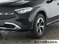 Gebraucht Mercedes GLC300e Avantgarde 197 PS (144 kW) 2024 197 lack obsidianschwarz (metallic) Coupé