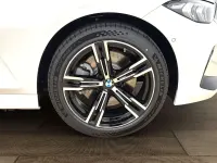 Gebraucht BMW 330e M Sport 292 PS (214 kW) 2025 Weiß Kombi