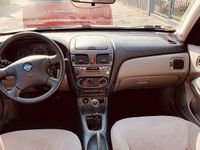 Gebraucht Nissan Almera 90 PS (66 kW) 2001 Silber Kleinwagen