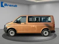 Gebraucht VW Caravelle Trendline 150 PS (110 kW) 2021 Braun Van