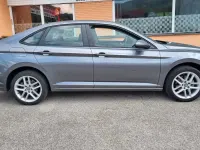 Gebraucht VW Jetta 150 PS (110 kW) 2019 Grau Limousine