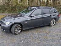 Gebraucht BMW 318 143 PS (105 kW) 2007 Grau Kombi