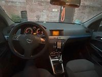 Gebraucht Opel Astra 105 PS (77 kW) 2006 Blau Kleinwagen