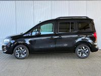 Neu Nissan Townstar Tekna 131 PS (96 kW) 2025 Schwarz Kombi