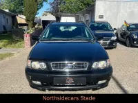 Gebraucht Volvo V40 Standard 122 PS (89 kW) 2004 Schwarz Kombi