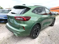 Neu Ford Kuga ST-Line 182 PS (133 kW) 2026 Bursting green metallic SUV