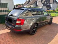 Gebraucht Skoda Octavia 150 PS (110 kW) 2015 Grau Kombi